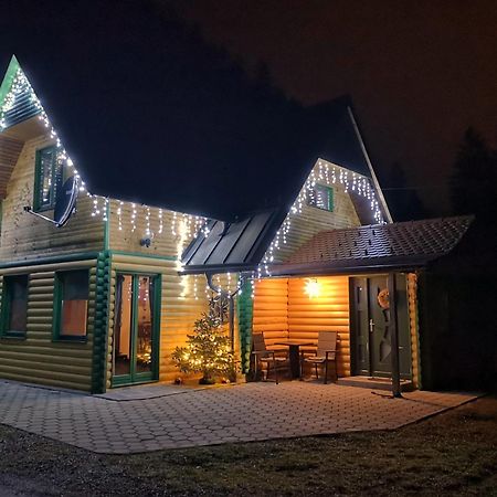 Butterfly Cottage By The Creek Trzic Exterior photo