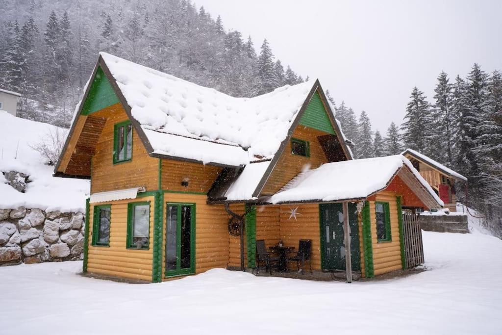 Butterfly Cottage By The Creek Trzic Exterior photo